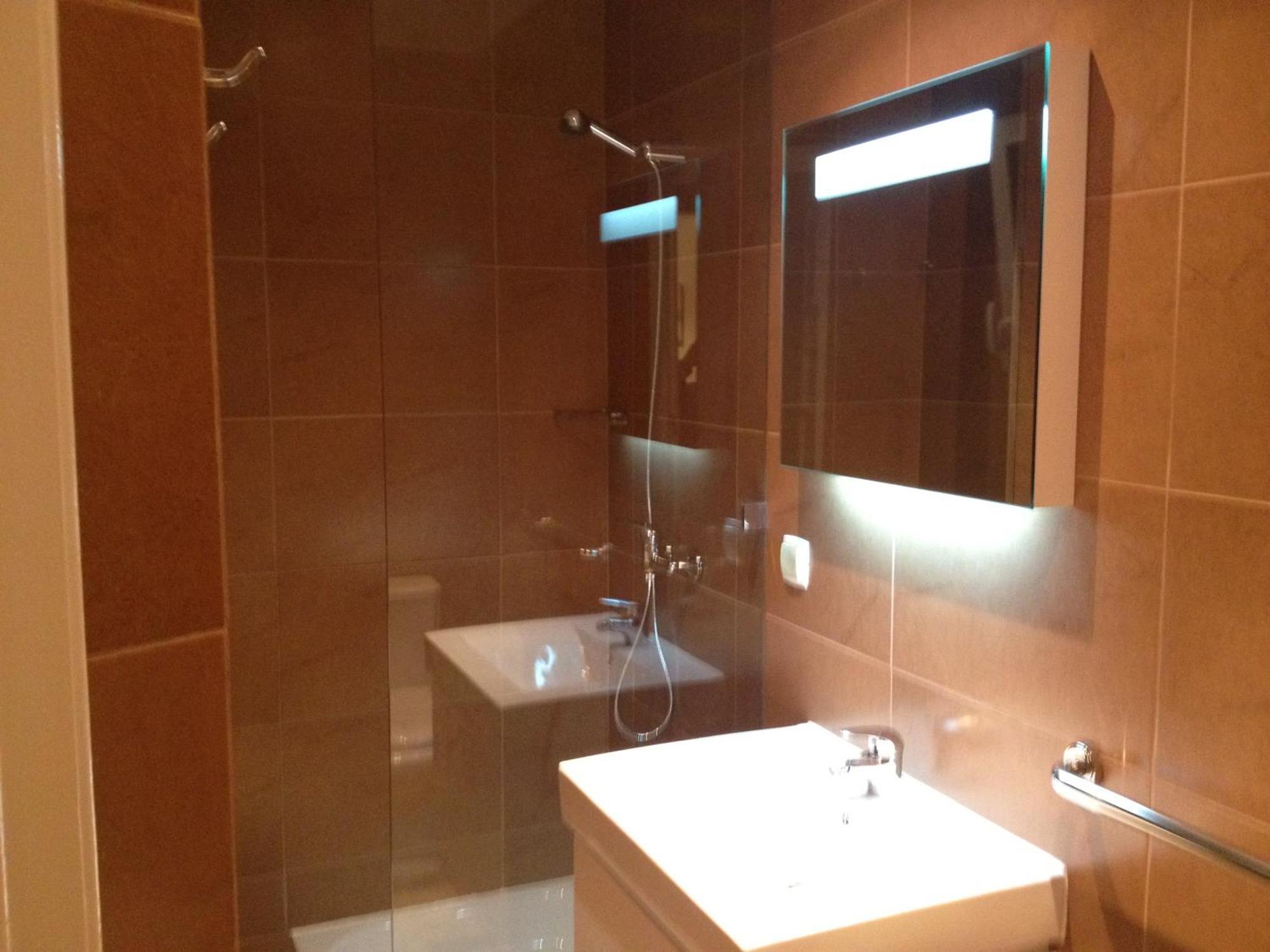 Unique Monsanto View 2 Bedrooms In Campolide Lissabon